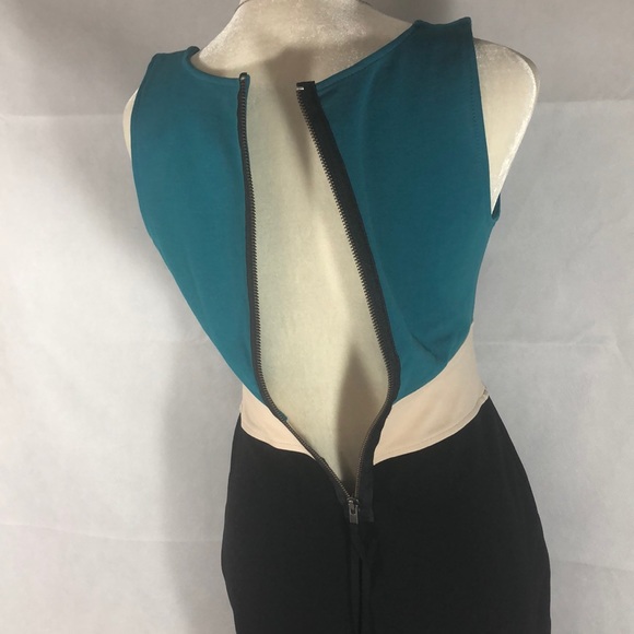 ๐ NWOT , Karen Kane , Midi Dress , Size SMALL, - Picture 4 of 7